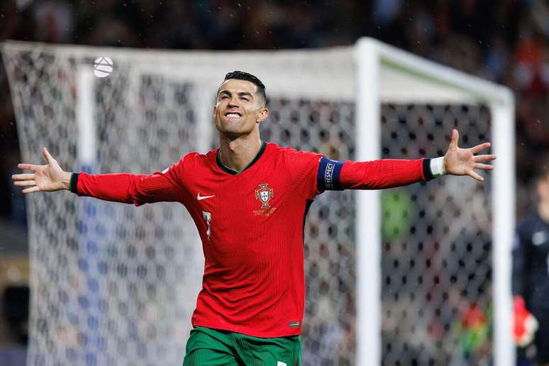Cristiano Ronaldo (Portugal) celebrando seu gol contra a Polônia, no dia 15.11.2024 