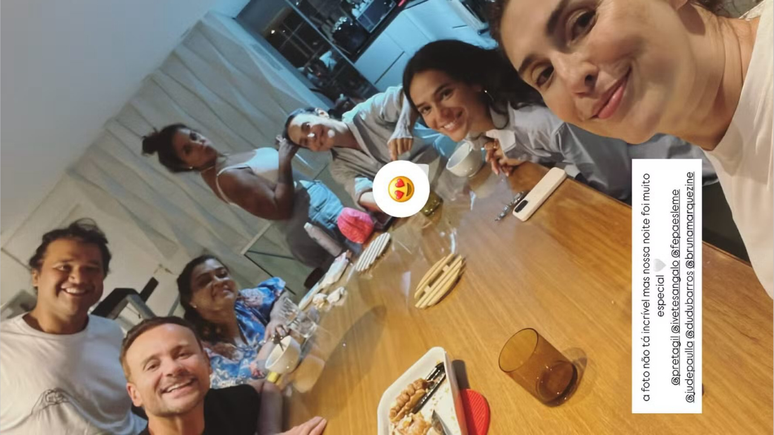 O jantar de Preta Gil ainda contou com a presença do produtor Léo Fuchs, além do influenciador Dudu Barros e da DJ Jude Paula