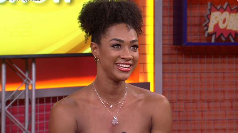 Aline é aclamada após eliminação do BBB 25