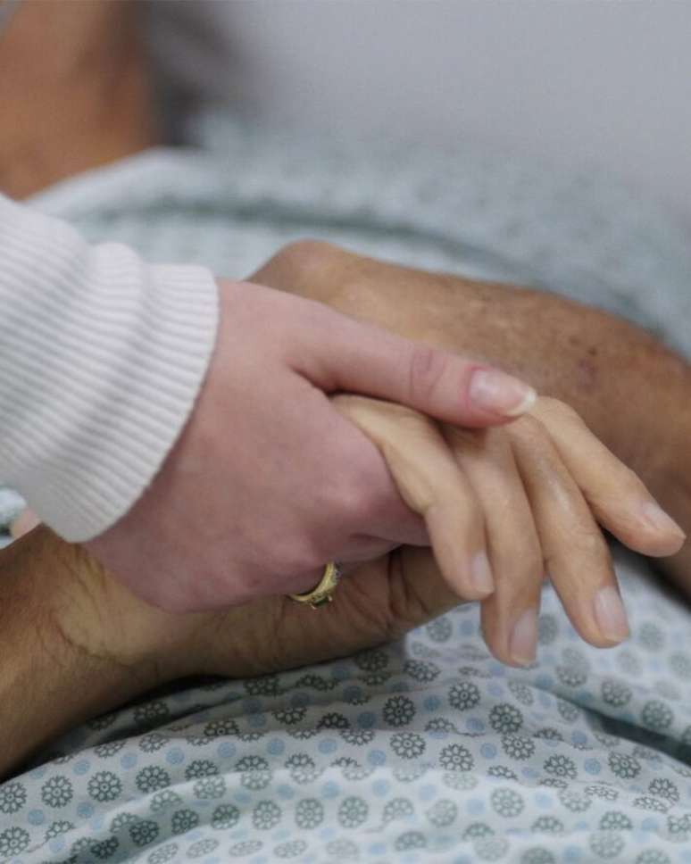 18 hist&oacute;rias de pacientes na fila do transplante de &oacute;rg&atilde;os s&atilde;o contadas na nova s&eacute;rie documental