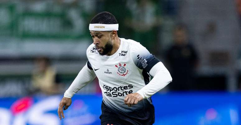 Corinthians e Palmeiras voltam a decidir o Paulistão após cinco anos e mais de 1 bilhão de reais em contratações. 