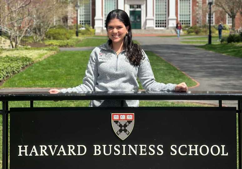 Ana Vit&oacute;ria Fran&ccedil;a, de 28 anos