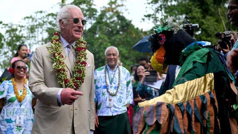 O rei fez uma visita a Samoa em outubro, apesar de ainda estar em tratamento