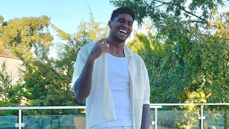 Goleiro do Corinthians assume relacionamento com influencer famosa; saiba quem