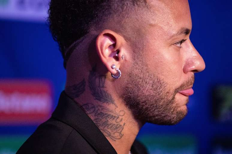 Neymar na premiação do Paulistão