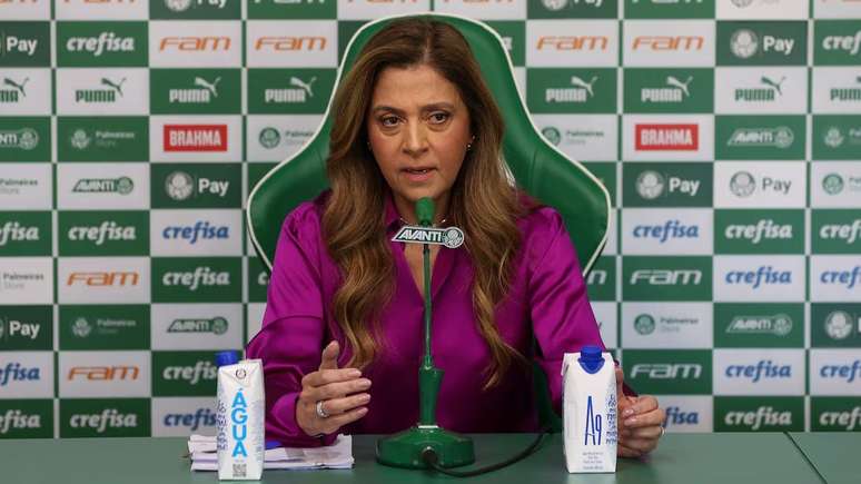 Leila Pereira esteve presente na cerimônia de premiação do Paulista de 2025 e pediu ações por confusão no fim da final entre Corinthians e Palmeiras