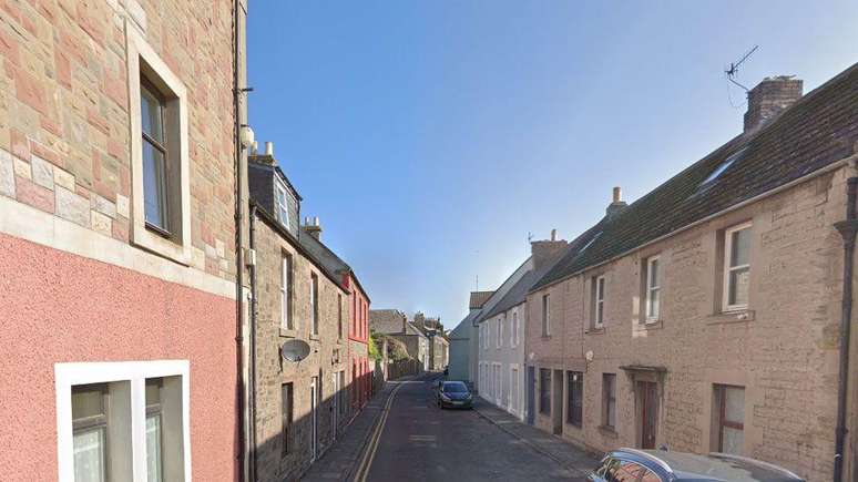 Os dois moravam um em frente ao outro na Church Street, em Eyemouth