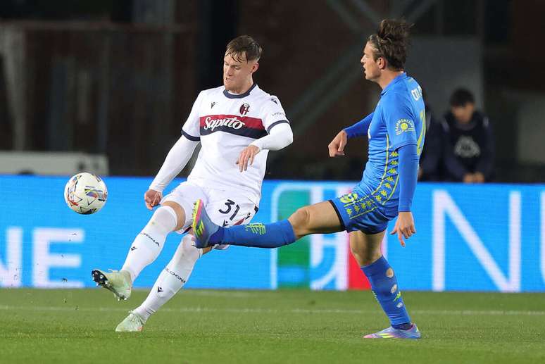 Bologna foi superior durante os 90 minutos e est&aacute; perto da final &ndash; Gabriele Maltinti/Getty Images