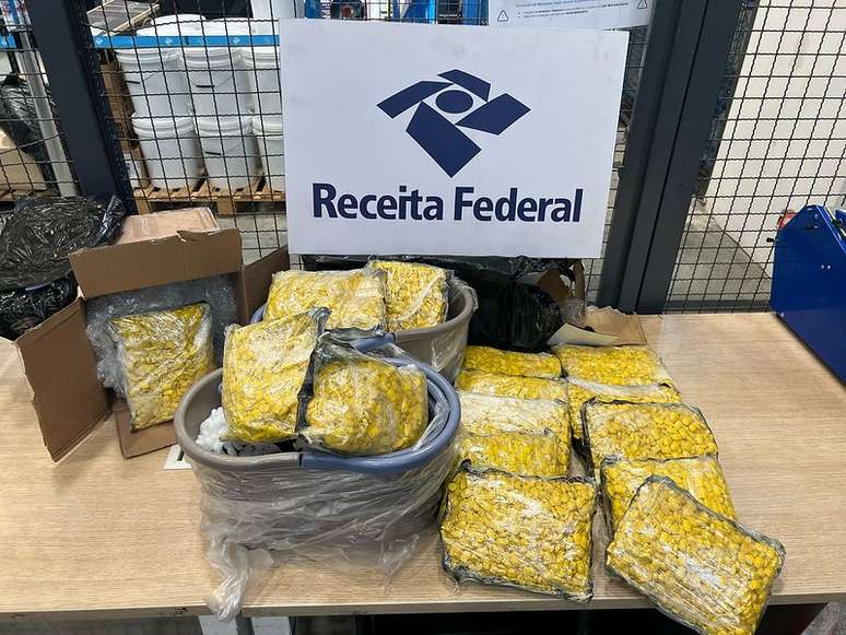 Encomendas tinham aproximadamente 15 mil comprimidos