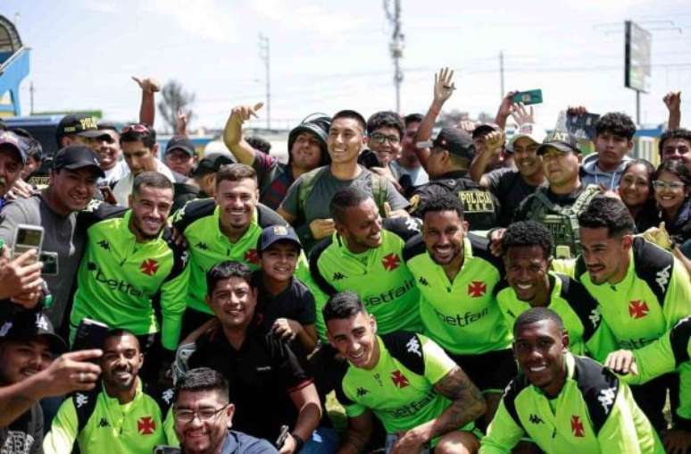 Local fans accompany Vasco’s training in Peru; Check