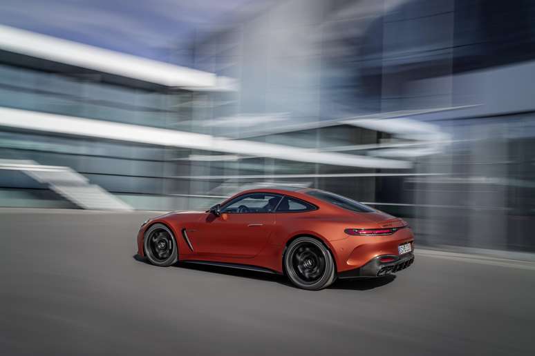 Novo Mercedes-AMG GT 63 S E Performance