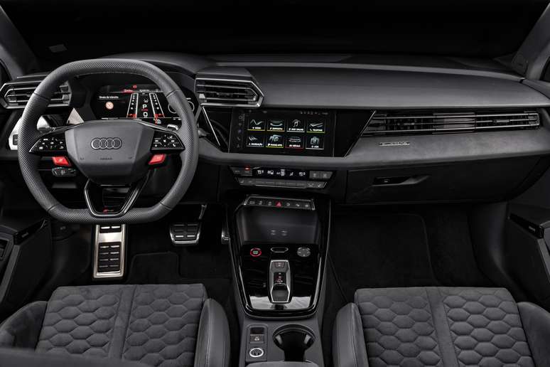 Novo Audi RS3 Sedan Track