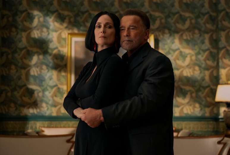 Carrie-Anne Moss ser&aacute; vil&atilde; e interesse amoroso de Arnold Schwarzenegger na 2&ordf; temporada de 'Fubar'