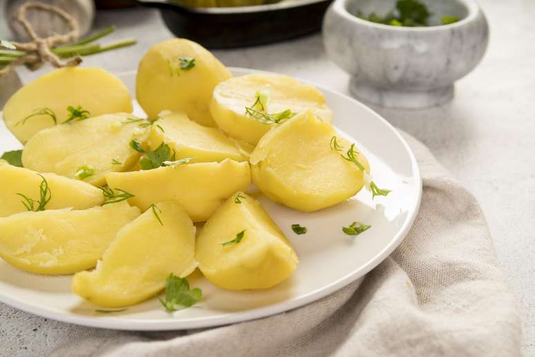Entenda qual é o tipo de batata mais indicado para quem tem diabetes