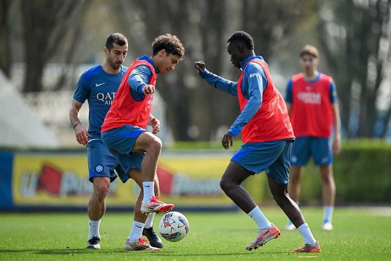 Jogadores da Inter de Mil&atilde;o realizam treino antes de enfrentar o Parma &ndash;