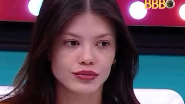 Vit&oacute;ria Strada revela diagn&oacute;stico de sa&uacute;de; quest&atilde;o pode afetar o funcionamento de diversos &oacute;rg&atilde;os, diz especialista