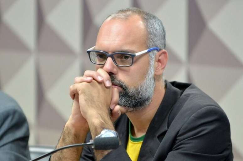 Moraes applies a new fine of R $ 15,000 to Allan Dos Santos for the use of social networks