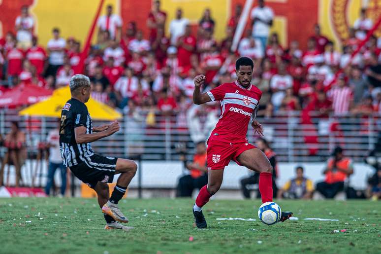 Miranda em atua&ccedil;&atilde;o pelo CRB. 