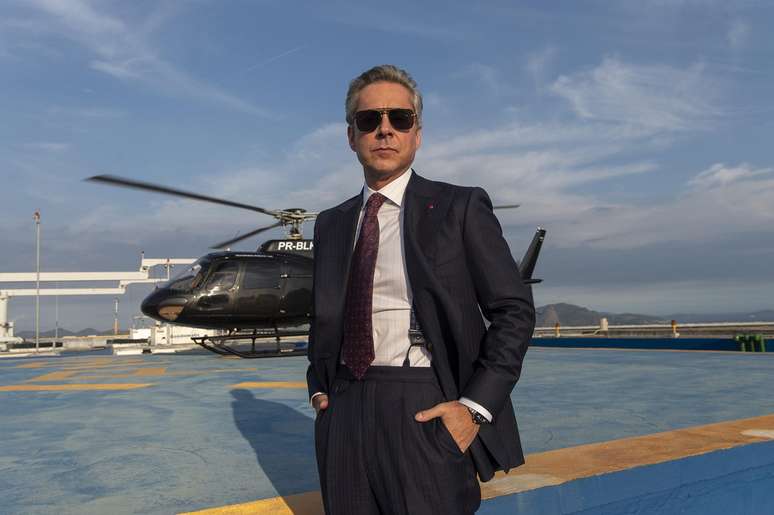 F&aacute;tima vai se envolver com Marco Aur&eacute;lio em Vale Tudo &ndash;