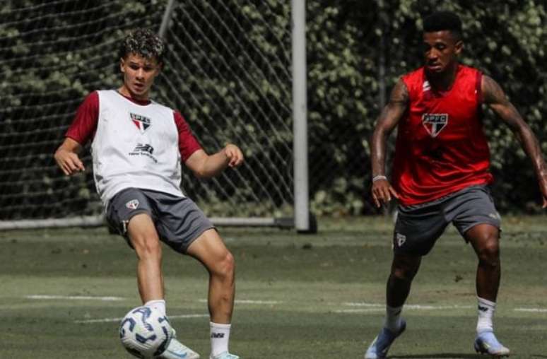 Erico Leonan / S&atilde;o Paulo FC - Legenda: S&atilde;o Paulo ainda treina neste s&aacute;bado de olho no jogo contra o Galo