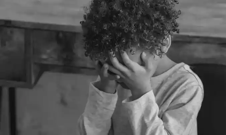 É como se na sociedade racista, a criança negra tivesse uma pré-disposição a ser mau