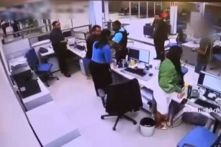 Segurança de banco atirou contra cliente após discussão