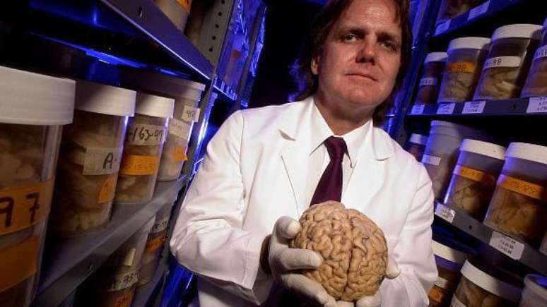 O epidemiologista e professor de neurologia David A. Snowdon come&ccedil;ou a montar o Estudo das Freiras em 1986