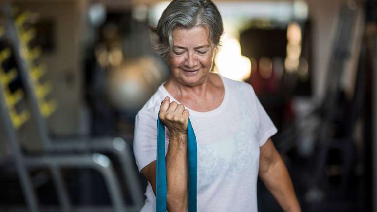 World physical activity day: what should the elderly do to have the quality of life?