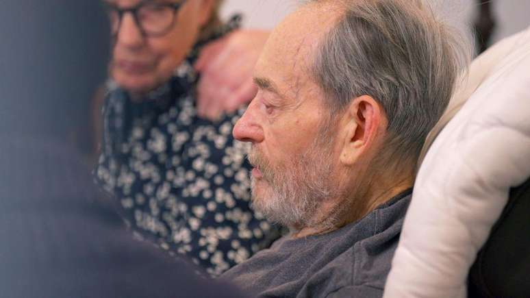 Wayne Hawkins tinha expectativa de vida de menos de seis meses, como exige a legislação da Califórnia.