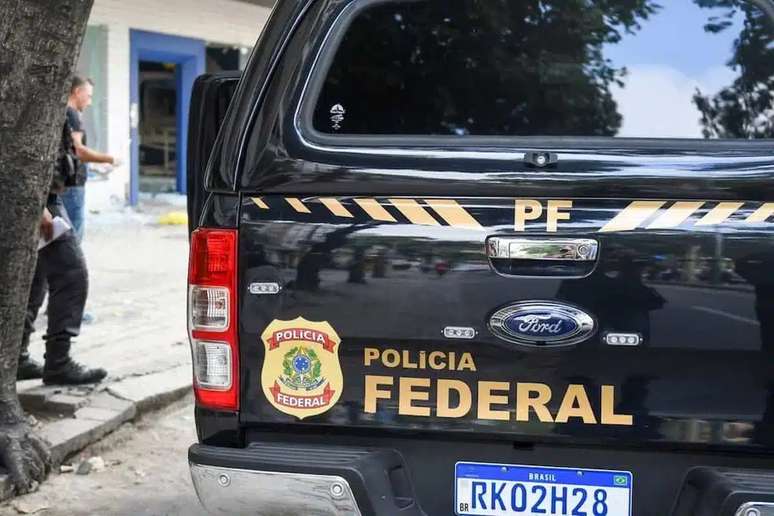Dispositivos eletrônicos foram apreendidos para análise dos dados