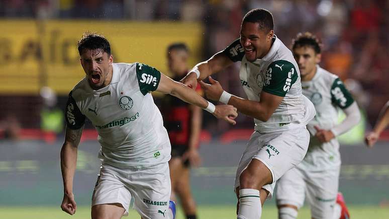 Piquerez marcou o gol pol&ecirc;mico para o Palmeiras j&aacute; nos acr&eacute;scimos &ndash;