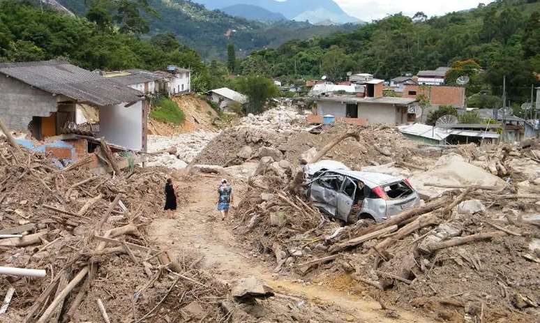 Na Rocinha, 42% dos domicílios estão em alta vulnerabilidade para deslizamentos; 1,4 mil estão em muito alta. 