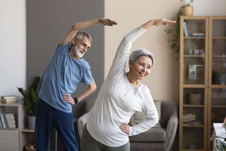 Praticar exercício físico regulares podem reduzir significativamente o risco de doenças crônicas, como diabetes e hipertensão