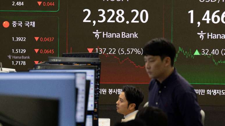 Tarifas anunciadas por Trump causaram quedas bruscas no mercado de a&ccedil;&otilde;es