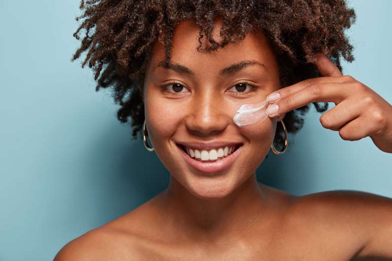 Que tal investir em um rejuvenescimento de forma natural e mais barata para a sua pele, e deixar o botox de lado?