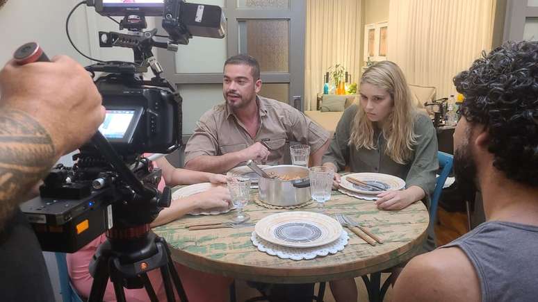 Sidney Sampaio no set da s&eacute;rie Eu Preciso Dizer Que Te Amo! -