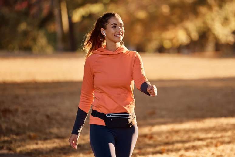 Mulheres com endometriose devem praticar exercícios físicos ao menos três vezes por semana 