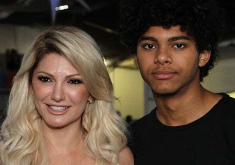 Antônia Fontenelle com Samuel, o filho que teve com Fernando Almeida