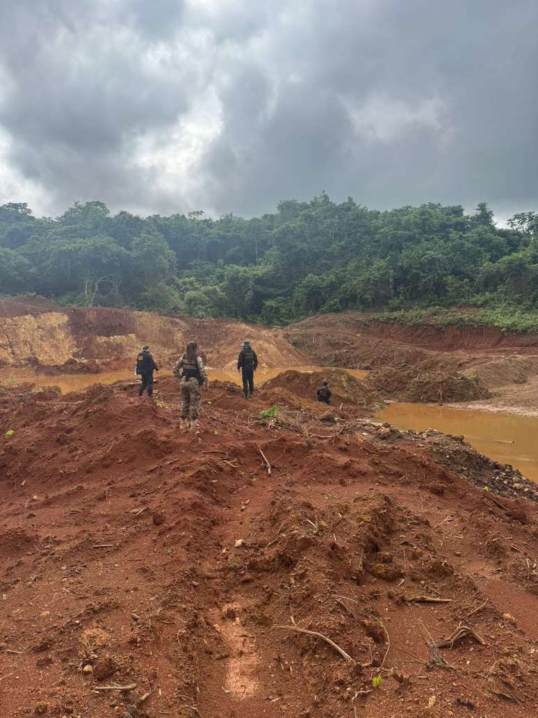 Operação da Polícia Federal fecha garimpo ilegal no Pará