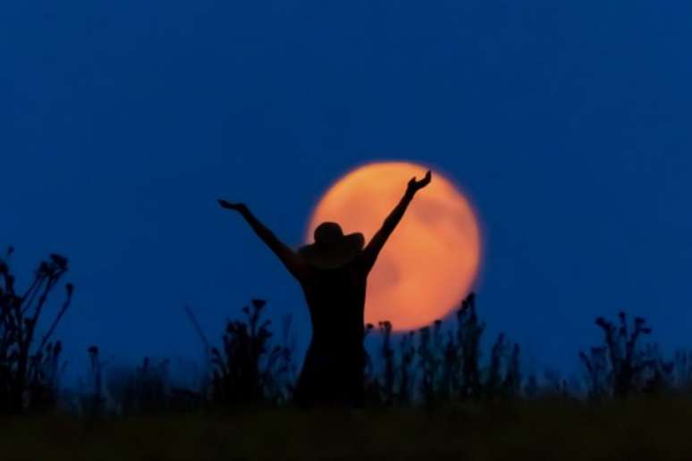 lua cheia de pascoa