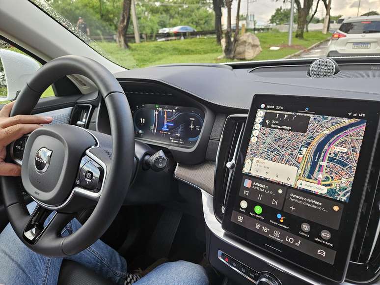 Volvo XC90 Plug-in Hybrid 2026