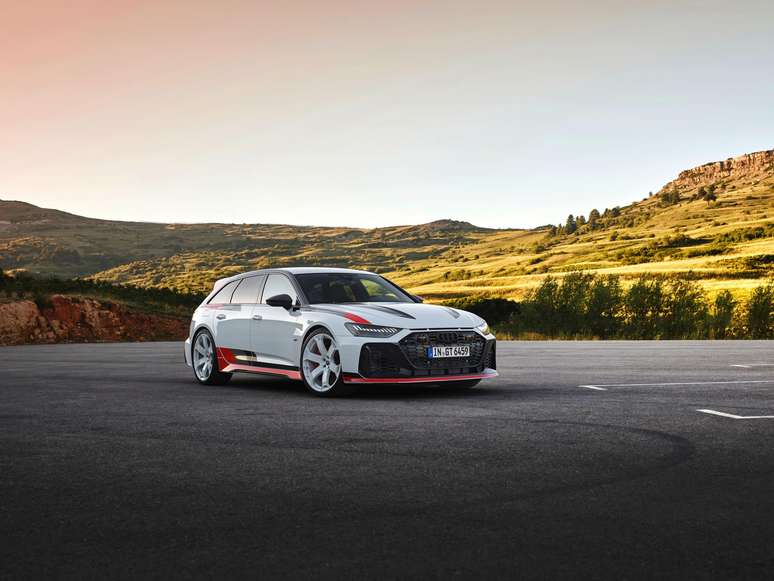 Novo Audi RS6 Avant GT