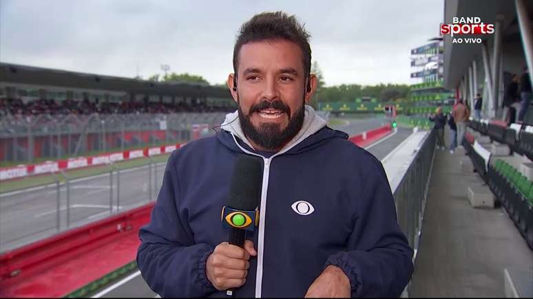 Thiago Fagnani tem 6 anos de Band. O jornalista possui passagens pelo Esporte Interativo (atual TNT).