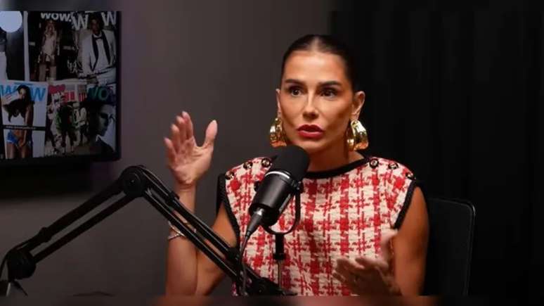 Deborah Secco diz que primeiro namorado a trocou pela própria irmã