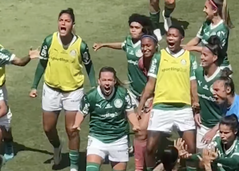 Palmeiras venceu o Corinthians 