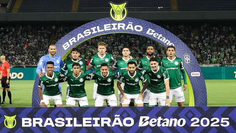 Time do Palmeiras no Derby – Palmeiras 2 x 0 Corinthians.
