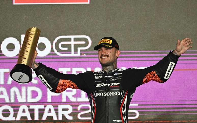 Aron Canet é o novo líder do campeonato