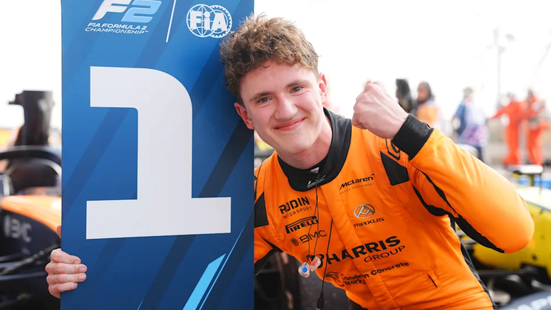 Dunne vence sua primeira corrida na Fórmula 2