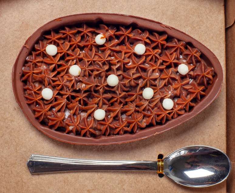 ஈஸ்டர் முட்டை பிரிகடீரோ டி கேரமல்