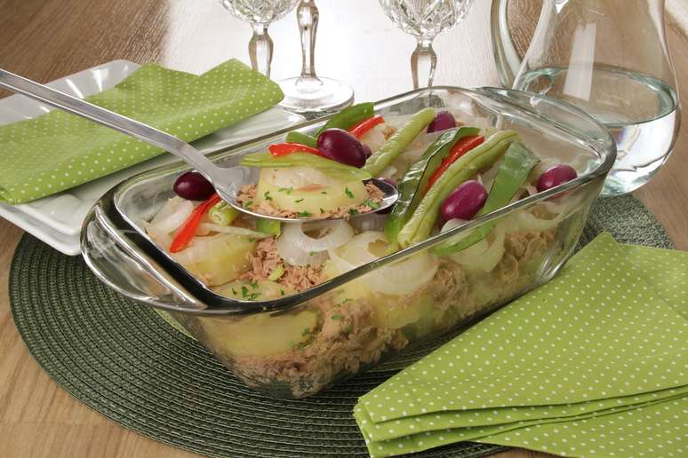 Bacalhoada de Atum: opção gostosa e mais em conta para o almoço da Sexta